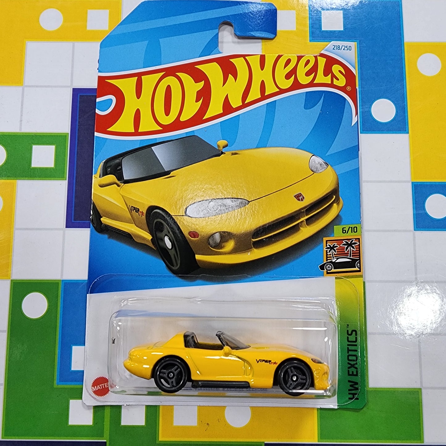 Hot Wheels '92 Dodge Viper RT/10