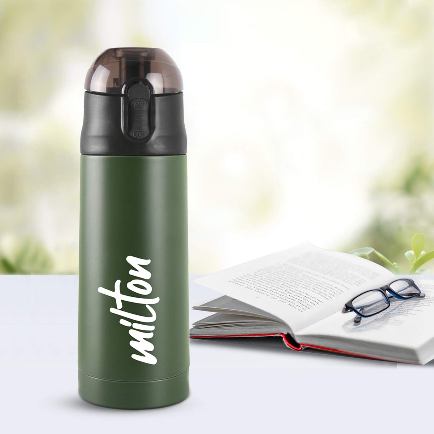 Milton New Crown 600 Thermosteel Bottle with One Touch Safety Lock, 500 ml Water Bottles, 24 Hours Hot and Cold, Easy to Carry, Easy Grip, Rust Proof, Tea, Coffee, Office, Travel Bottle, Green